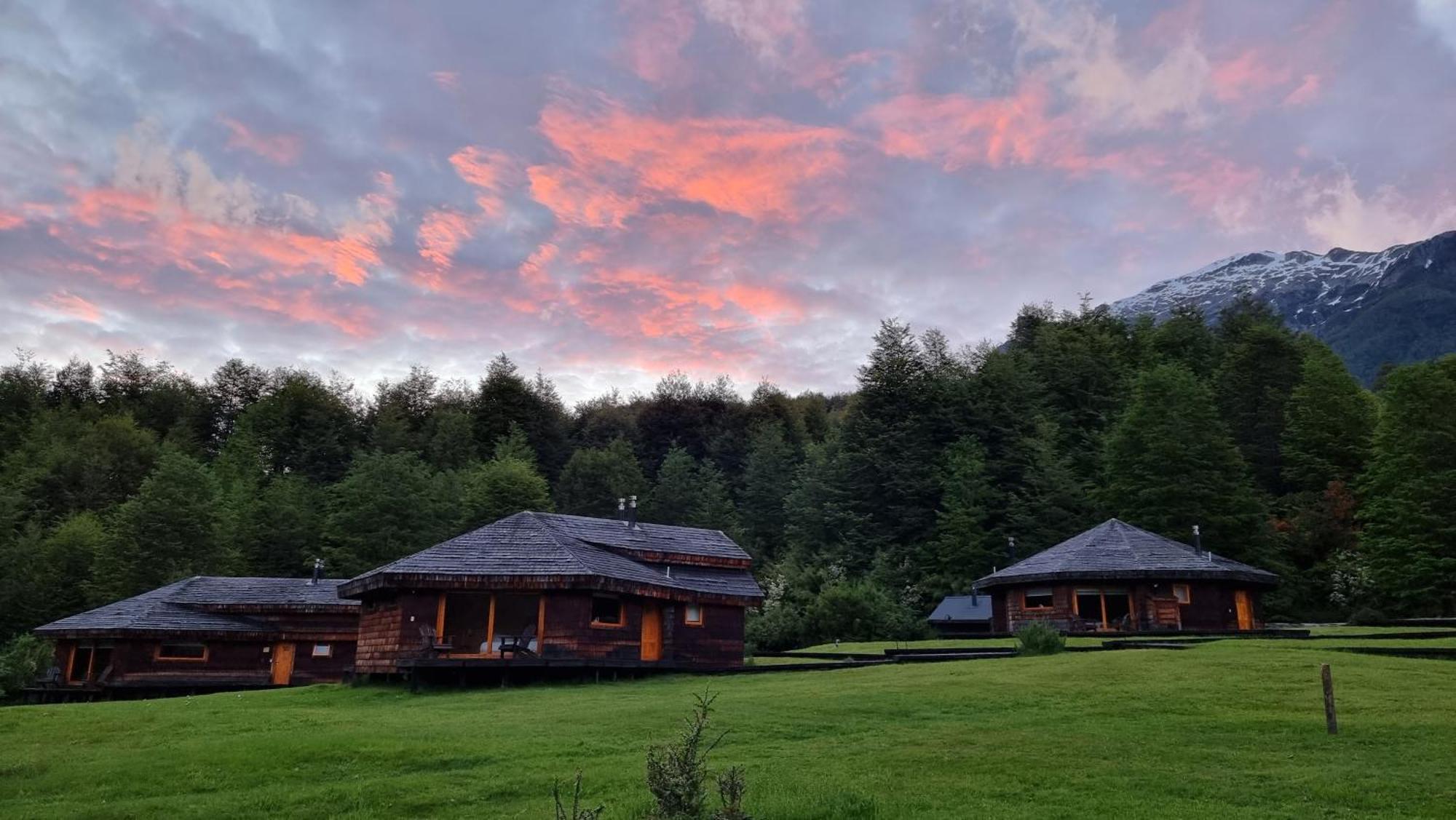 Peuma Lodge Patagonia Futaleufu Exterior photo